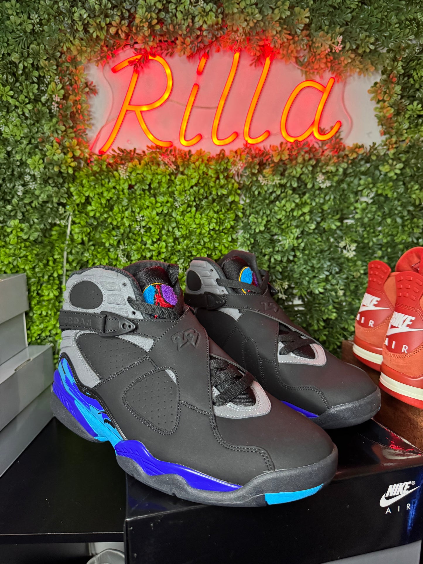 Preorder Jordan aqua 8